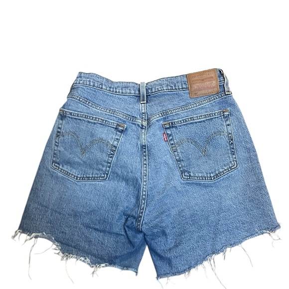 501 Levi's buttonfly distressed Blue Denim Cutoff Shorts - Picture 1 of 8